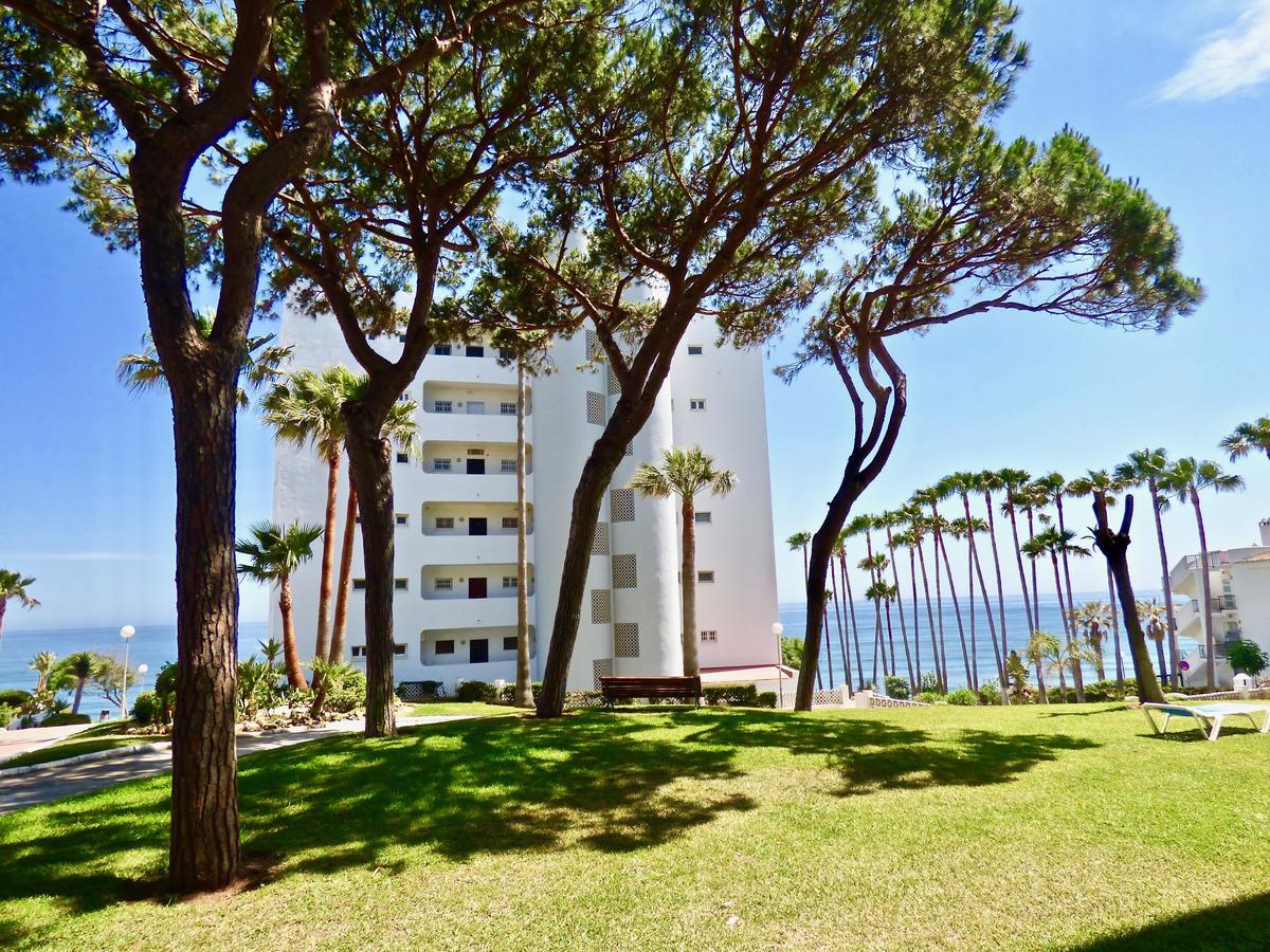 Apartamento Club Algaida Beach Daire Sitio de Calahonda Dış mekan fotoğraf