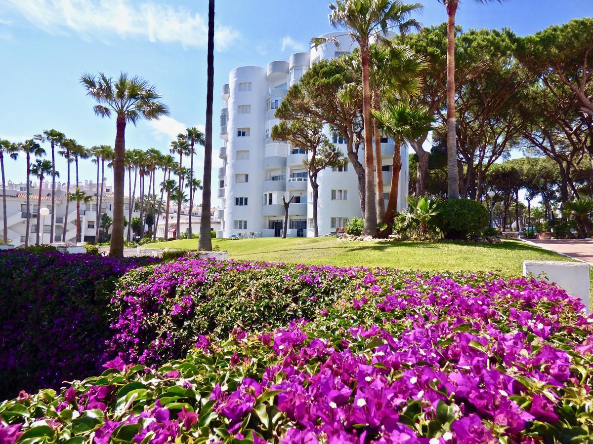Apartamento Club Algaida Beach Daire Sitio de Calahonda Dış mekan fotoğraf